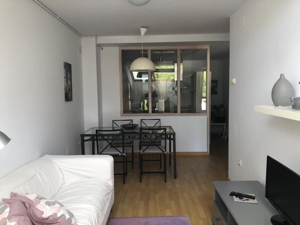 El Nial De L'Andolina Apartment กังกัส เด โอนิส ภายนอก รูปภาพ