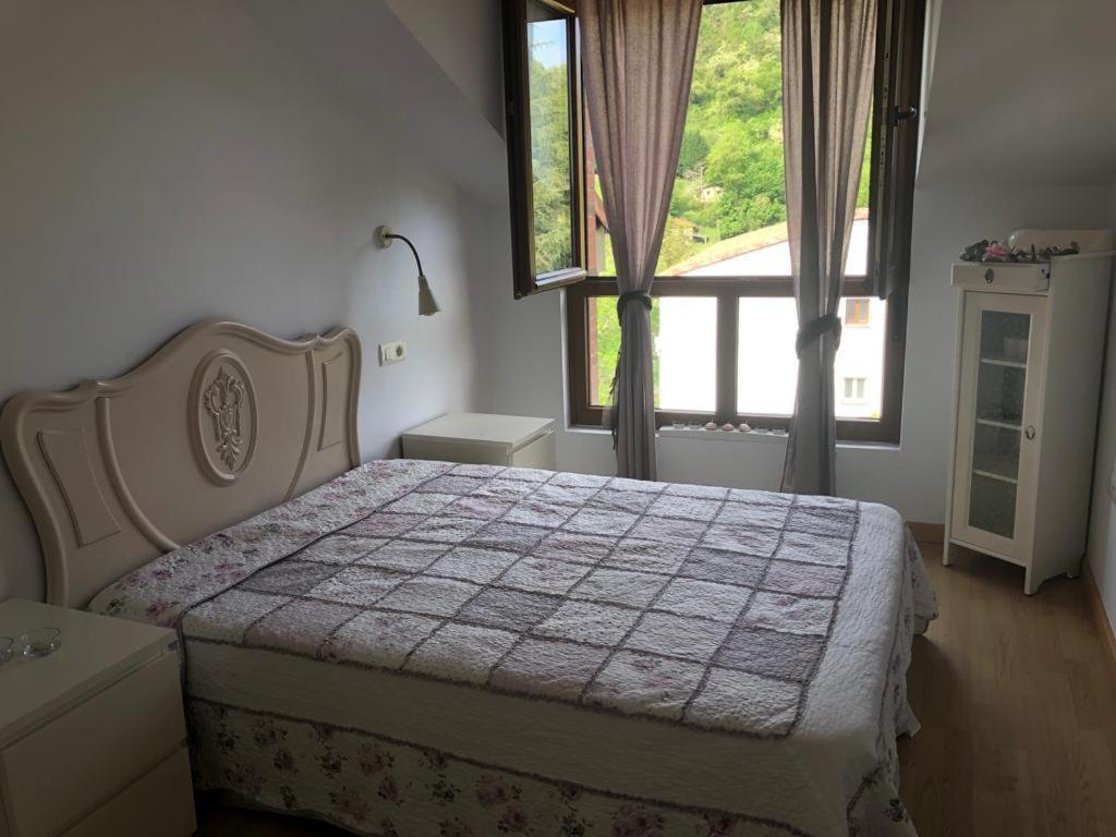 El Nial De L'Andolina Apartment กังกัส เด โอนิส ภายนอก รูปภาพ